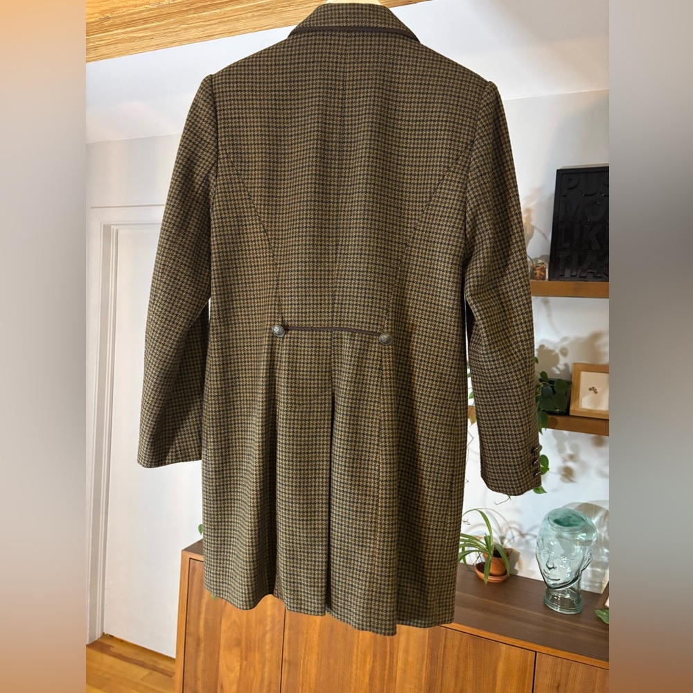 San Francisco-Brown Checkered Coat - Picture 11 of 12